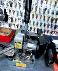 Bi-axial key cutter